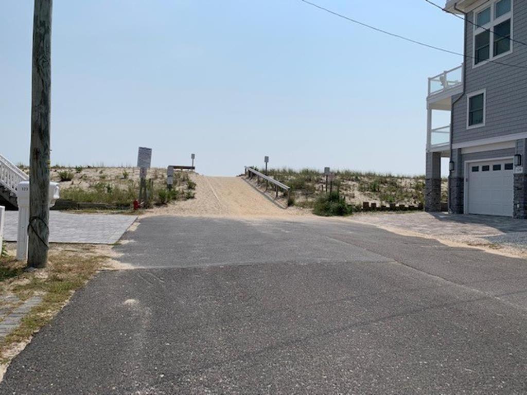 Crown Jewel 17025 Villa Brant Beach Exterior photo